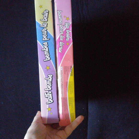 Lip Balm and Bath Bomb Kits - Picture 6 of 7